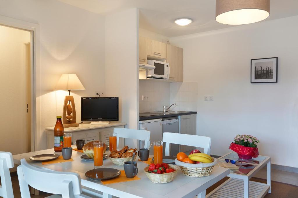 Hotel Restaurant Au Floridor Тан Екстериор снимка