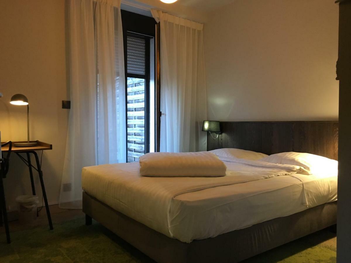 Hotel Restaurant Au Floridor Тан Екстериор снимка