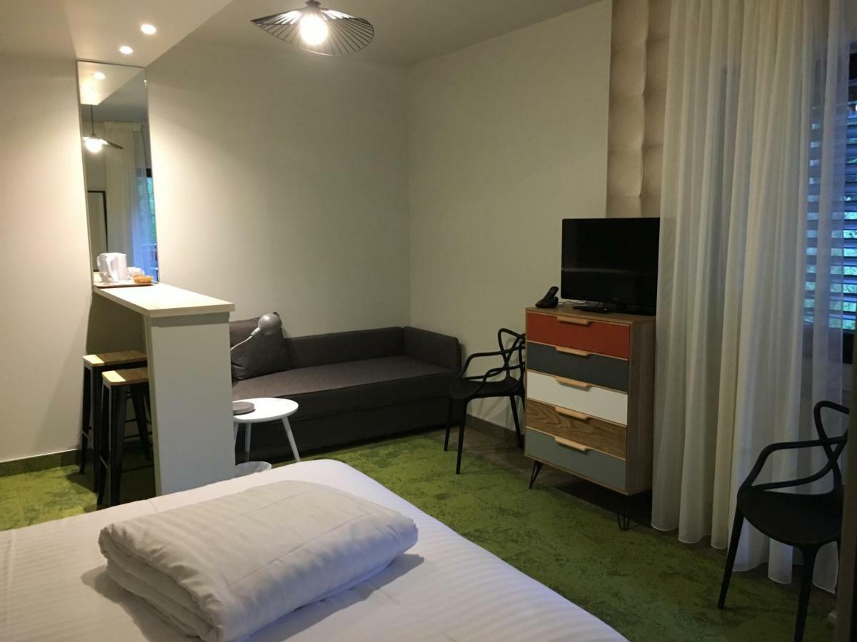 Hotel Restaurant Au Floridor Тан Екстериор снимка